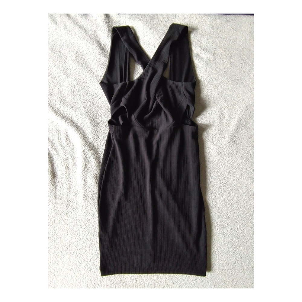 Little black dress (Dynamite)